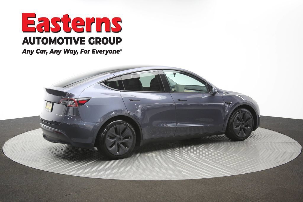 Used 2022 Tesla Model Y Long Range AWD/4WD image 39