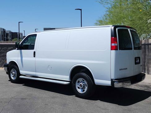 Used 2024 GMC Savana 2500 w/ Driver Convenience Package RWD image 6