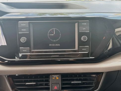 Certified 2024 Volkswagen Taos S FWD image 12