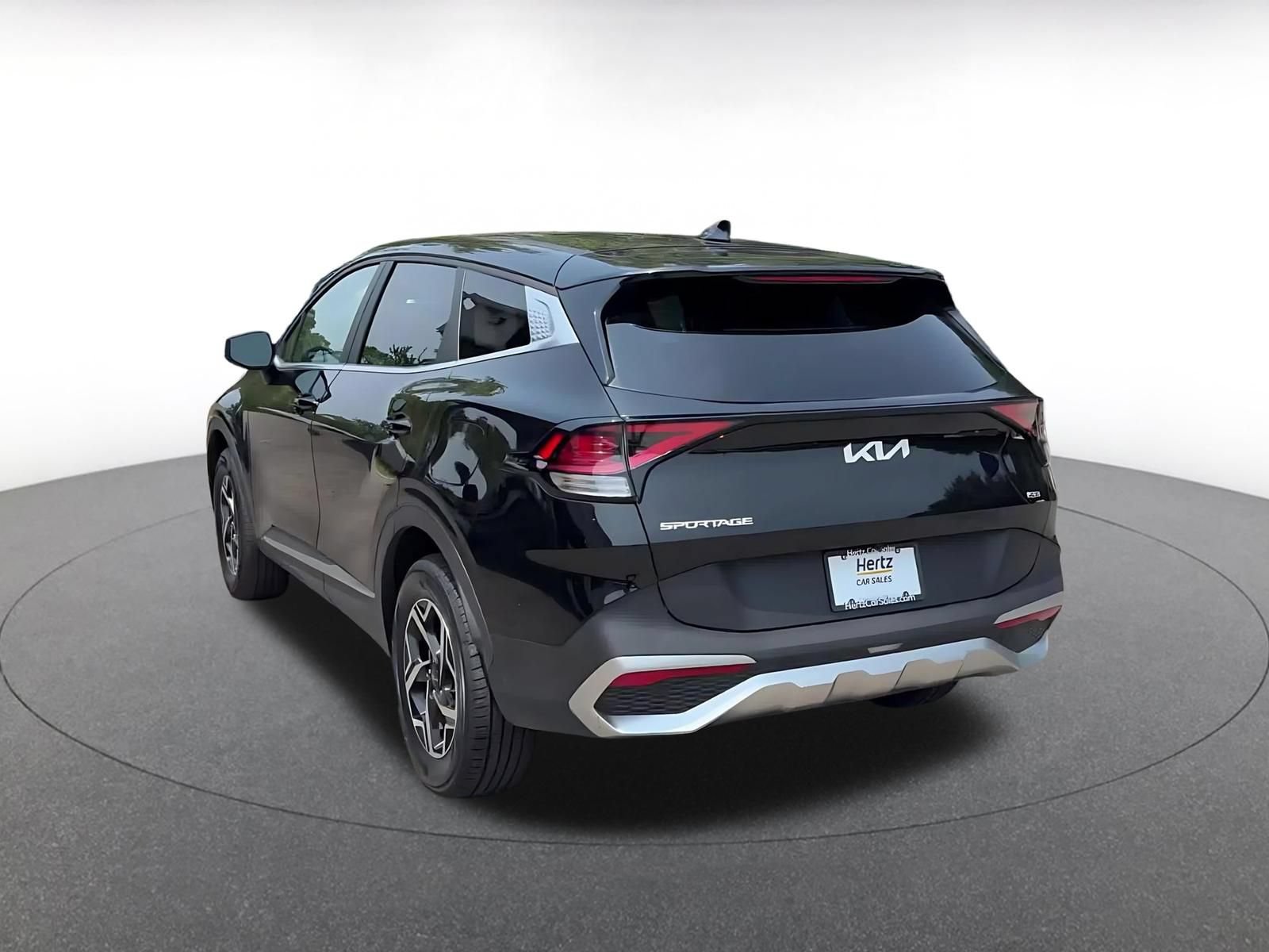 Used 2025 Kia Sportage LX AWD/4WD image 9