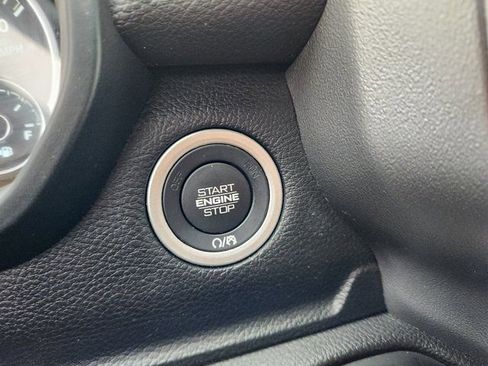 Used 2025 RAM 1500 Laramie image 20