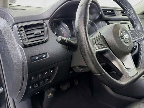 Certified 2018 Nissan Rogue SL image 8