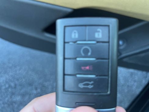 Used 2013 Cadillac XTS Luxury image 38