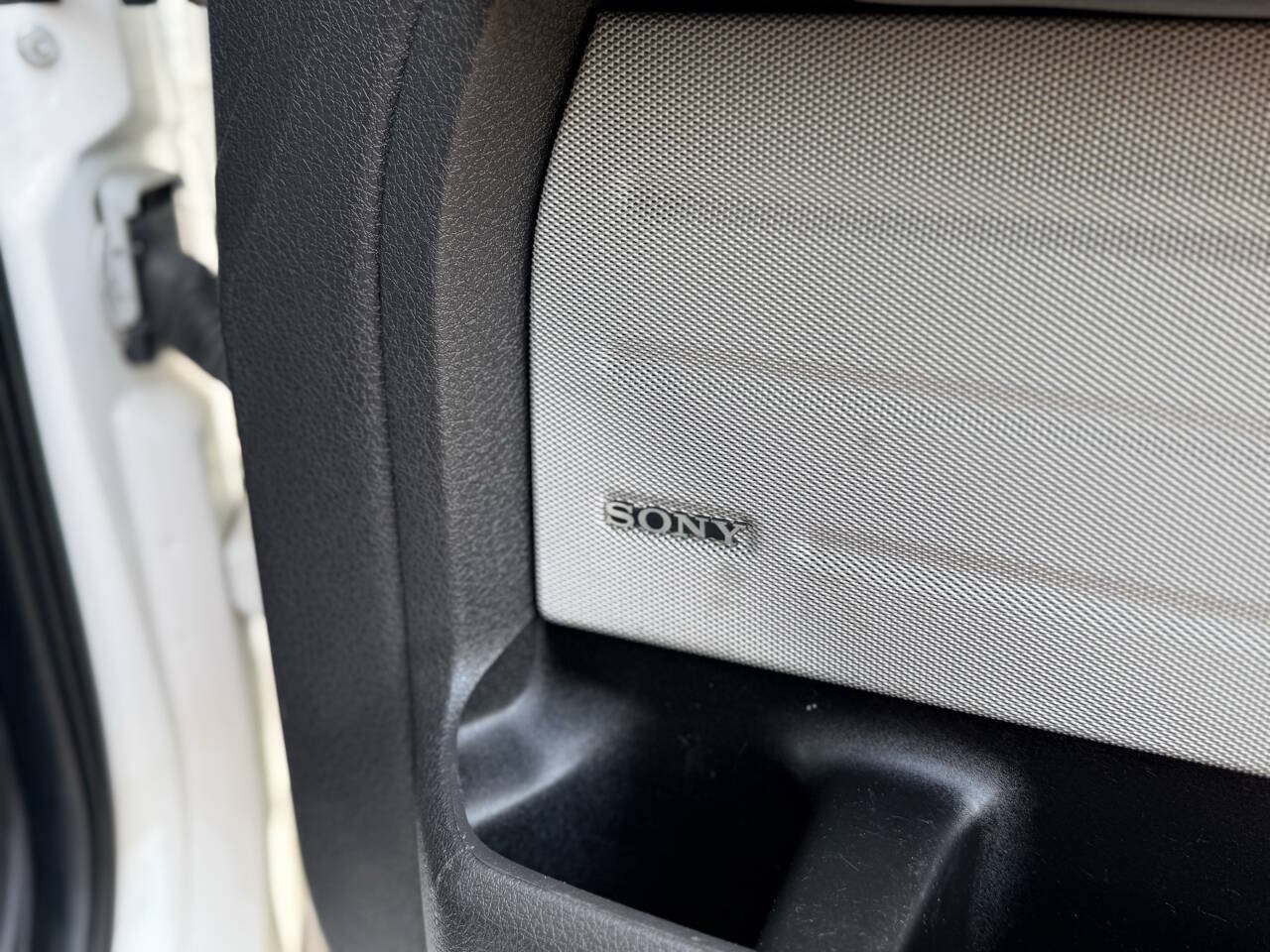 Used 2013 Ford F150 Platinum AWD/4WD image 30