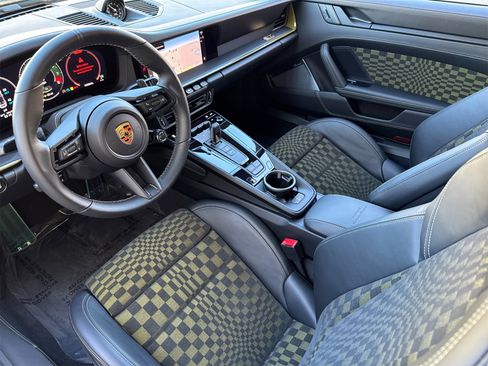 Used 2026 Porsche 911 Carrera 4 GTS image 4