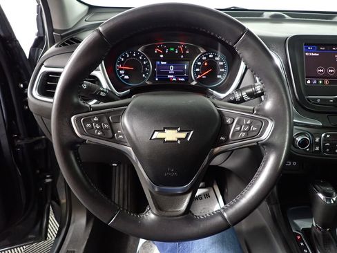 Used 2021 Chevrolet Equinox LT image 25