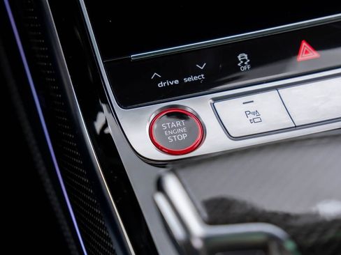 Used 2022 Audi S8 image 23