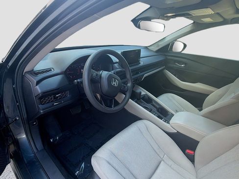 Used 2024 Honda Accord EX image 9