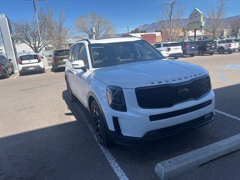 Used 2021 Kia Telluride SX w/ SX Prestige Package image 7