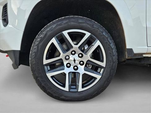 Used 2024 Chevrolet Colorado Z71 w/ Z71 Convenience Package 2 image 22