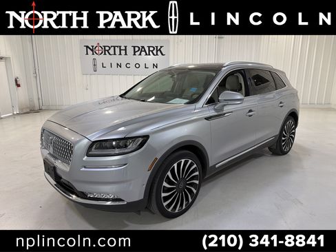 Used 2022 Lincoln Nautilus Black Label w/ Class II Trailer Tow Package image 1