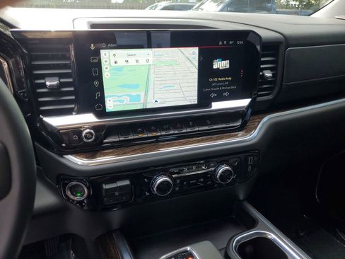 Certified 2025 GMC Sierra 1500 Elevation w/ Preferred Package image 18