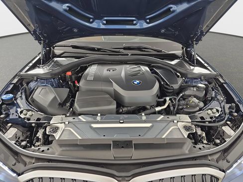 New 2026 BMW 330i xDrive Sedan w/ Premium Package AWD/4WD image 32