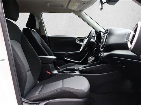 Used 2022 Kia Soul LX w/ Technology Package FWD image 30