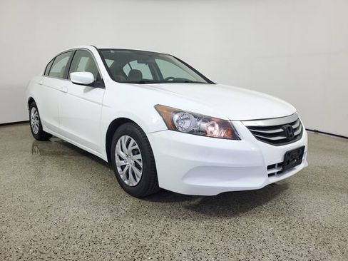 Used 2012 Honda Accord LX image 4