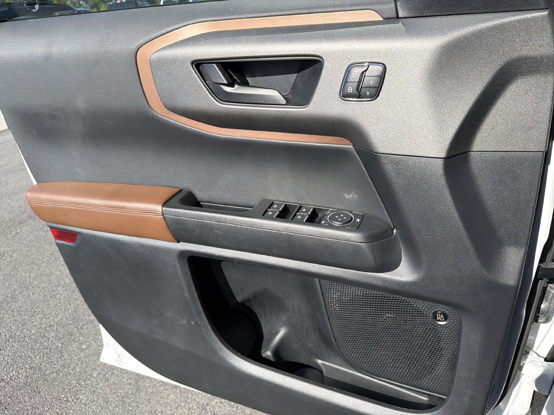Used 2025 Ford Bronco Sport Outer Banks w/ Outer Banks Tech Package+ AWD/4WD image 18