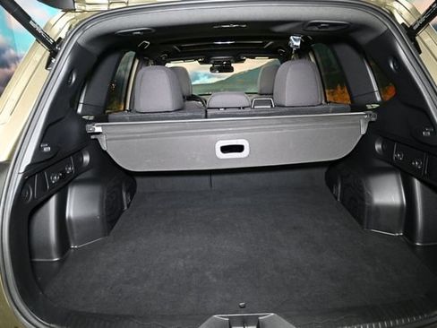 Used 2025 Subaru Forester Premium AWD/4WD image 58