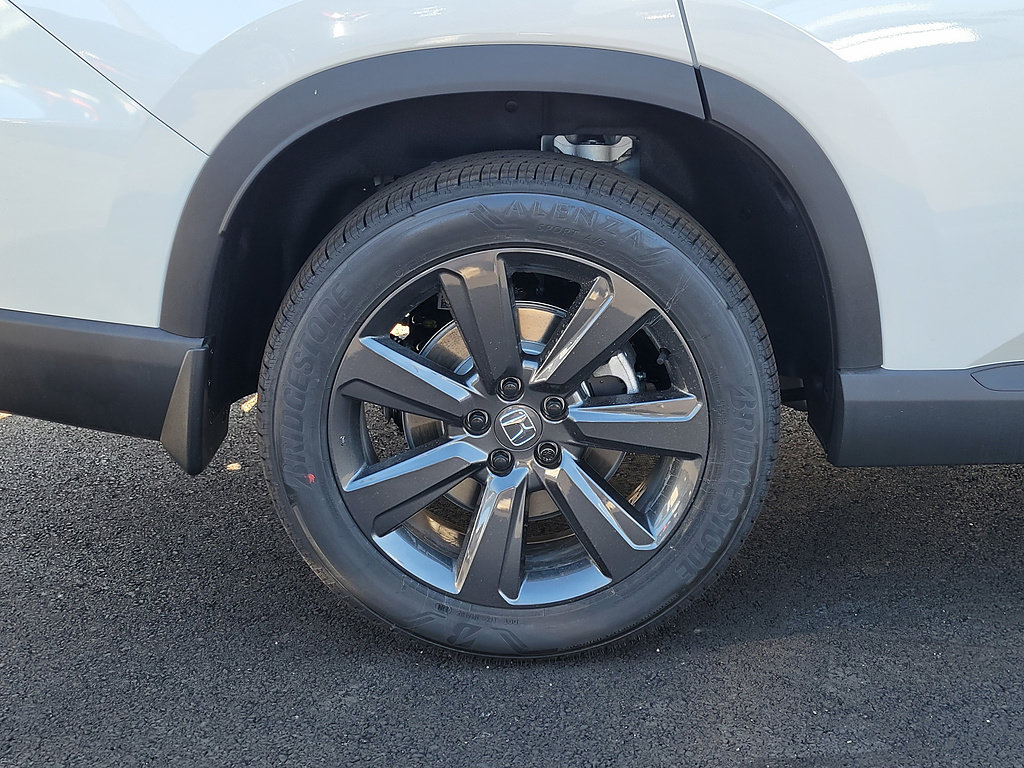 New 2026 Honda Pilot Sport image 6