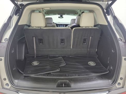 Used 2019 Buick Enclave Essence image 10