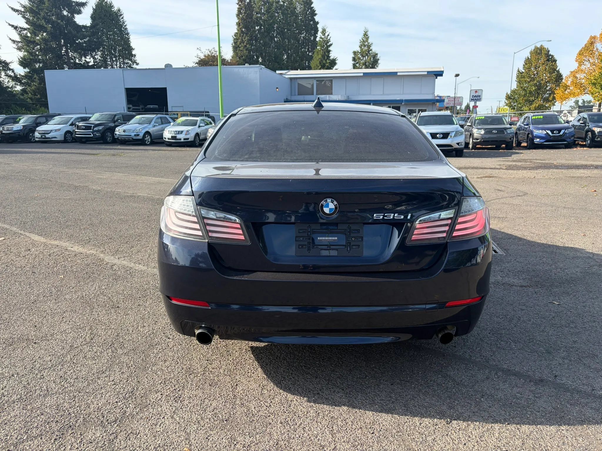 Used 2011 BMW 535i xDrive Sedan AWD/4WD image 4