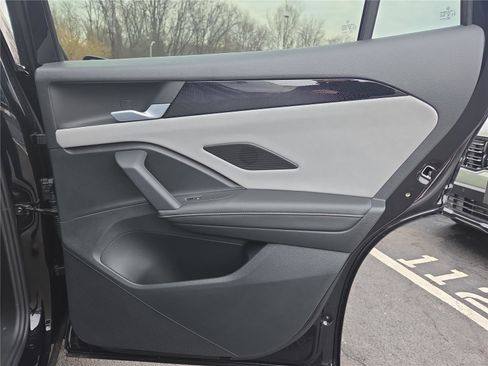 New 2026 Volkswagen Tiguan SE R-Line image 30