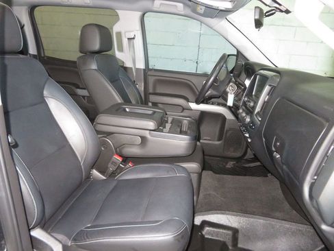 Used 2018 Chevrolet Silverado 1500 LT w/ All Star Edition AWD/4WD image 37