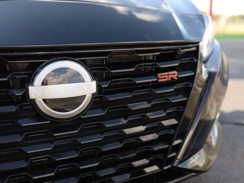 Used 2024 Nissan Altima 2.5 SR image 3