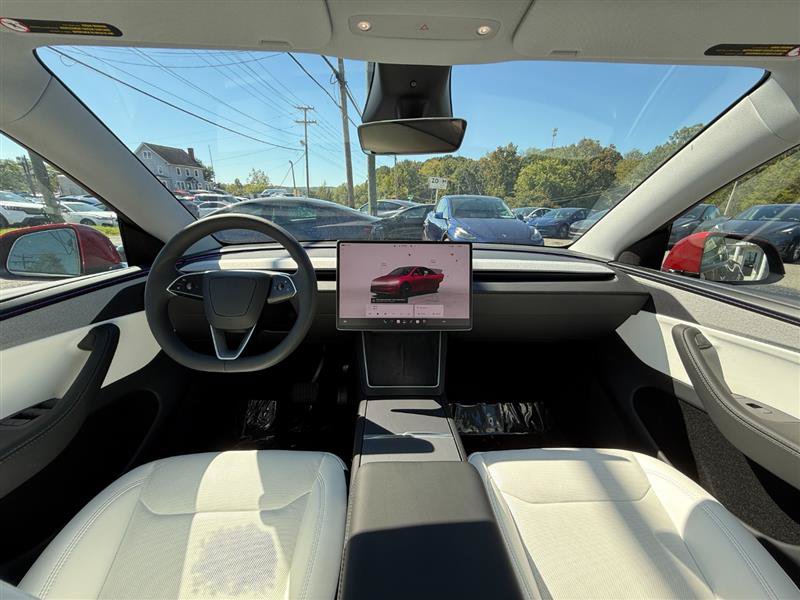 Used 2026 Tesla Model Y Long Range AWD/4WD image 11