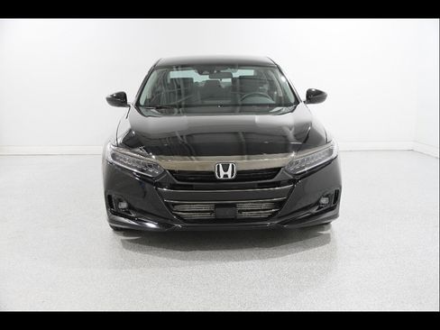 Used 2021 Honda Accord Sport Special Edition image 2