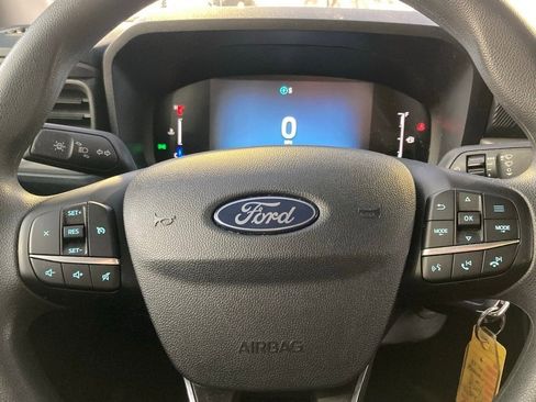 Used 2025 Ford Maverick XL w/ Equipment Group 102A image 19