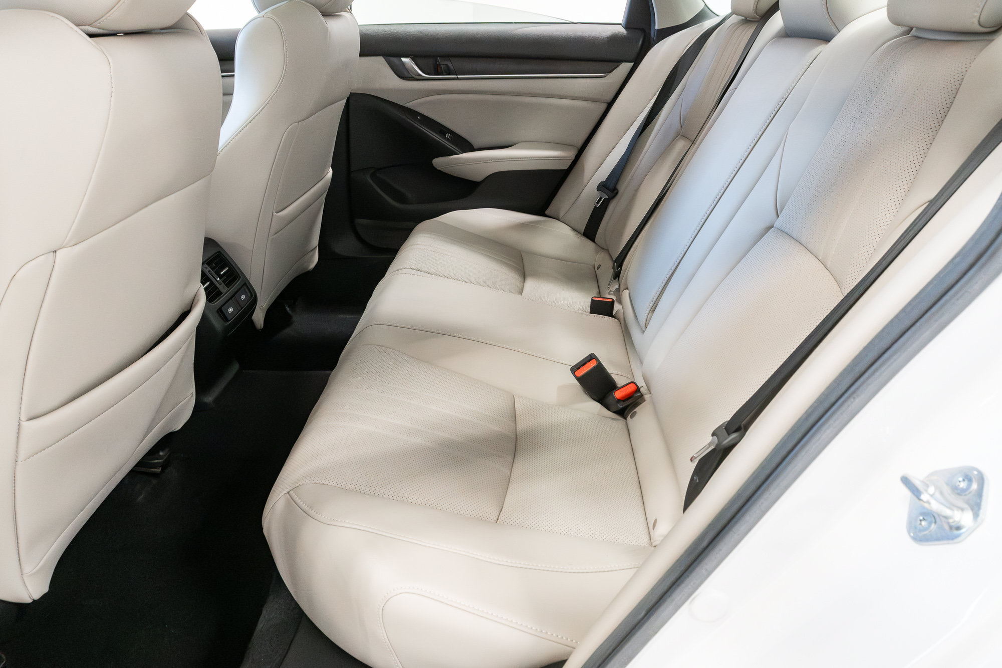 Used 2021 Honda Accord Touring image 27