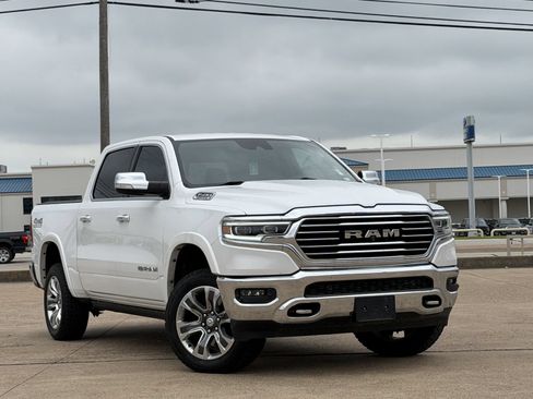 Used 2019 RAM 1500 Limited AWD/4WD image 2