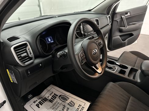 Used 2019 Kia Sportage LX AWD/4WD image 14