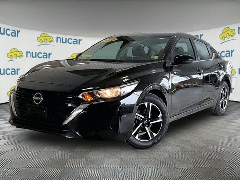 Used 2024 Nissan Sentra SV image 3