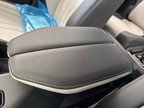 New 2026 Lexus TX 500h AWD image 28