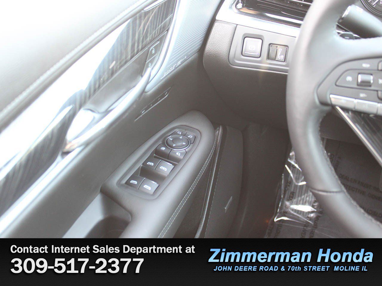 Used 2024 Cadillac XT6 Premium Luxury w/ Technology Package AWD/4WD image 16