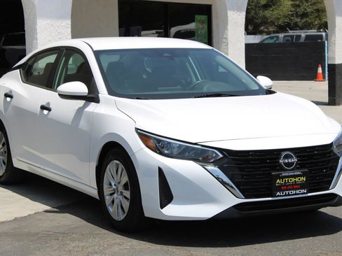 Used 2024 Nissan Sentra S FWD image 3