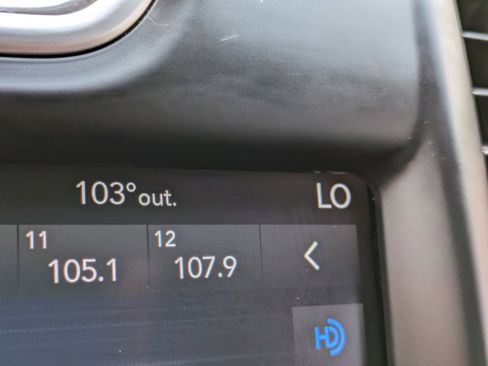 Used 2019 Chrysler 300 Touring L w/ Quick Order Package 22F image 13