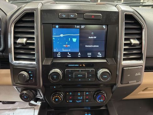 Used 2016 Ford F150 XLT w/ Equipment Group 302A Luxury image 19