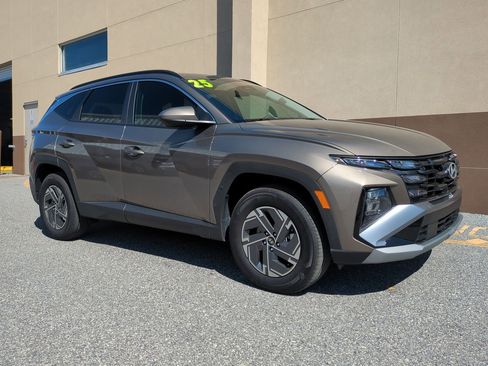 Certified 2025 Hyundai Tucson Blue image 2