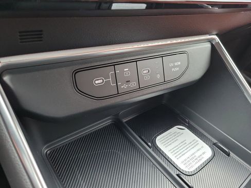 New 2026 Kia Carnival EX FWD image 35