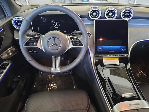 New 2026 Mercedes-Benz GLC 300 image 17