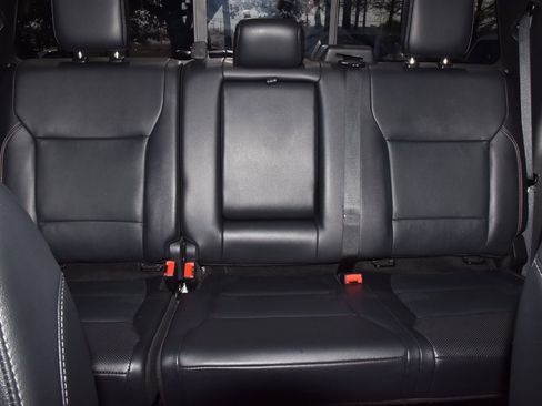 Used 2023 Ford F250 Lariat w/ Lariat Ultimate Package AWD/4WD image 18