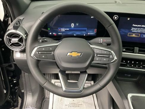 New 2026 Chevrolet Equinox LT w/ Safety and Technology Package AWD/4WD image 14