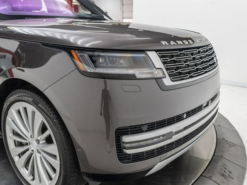 Used 2022 Land Rover Range Rover Long Wheelbase First Edition image 93