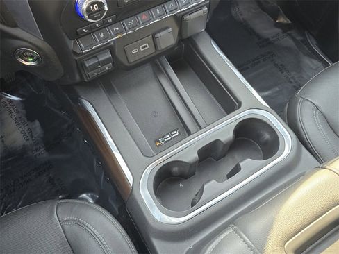 Used 2020 GMC Sierra 2500 SLT w/ SLT Premium Plus Package image 22