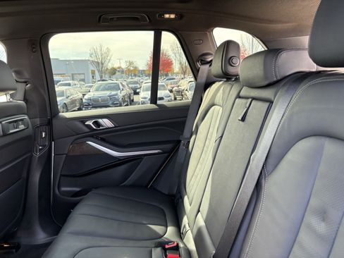 Certified 2022 BMW X5 xDrive45e w/ Luxury Seating Package image 32