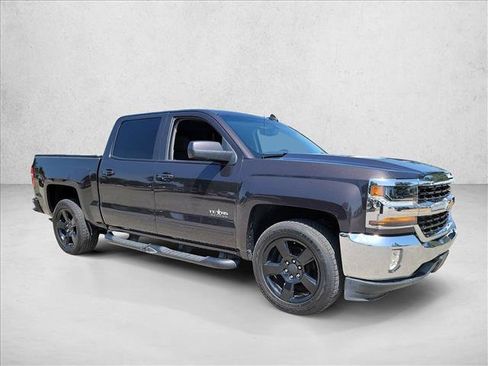 Used 2016 Chevrolet Silverado 1500 LT w/ Texas Edition RWD image 3