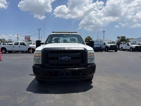 Used 2014 Ford F250 XL RWD image 2