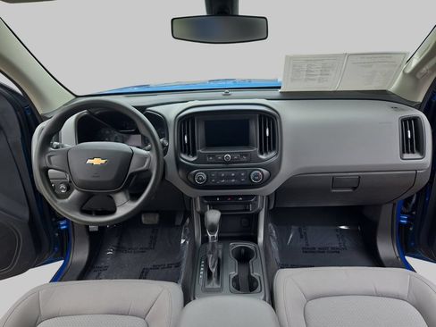 Used 2022 Chevrolet Colorado W/T AWD/4WD image 9